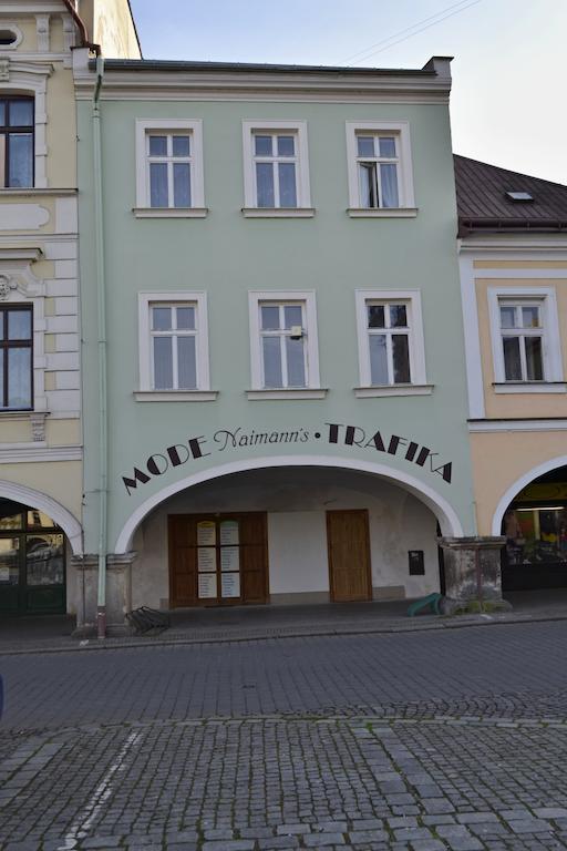 Apartman Namesti Hostinne Room photo
