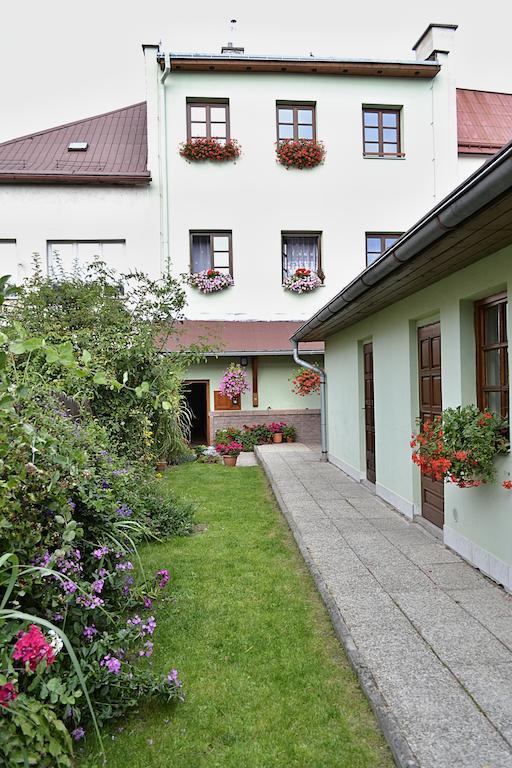 Apartman Namesti Hostinne Room photo