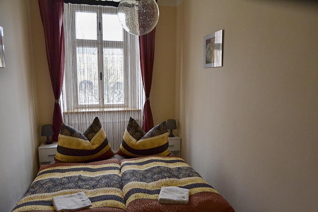 Apartman Namesti Hostinne Room photo